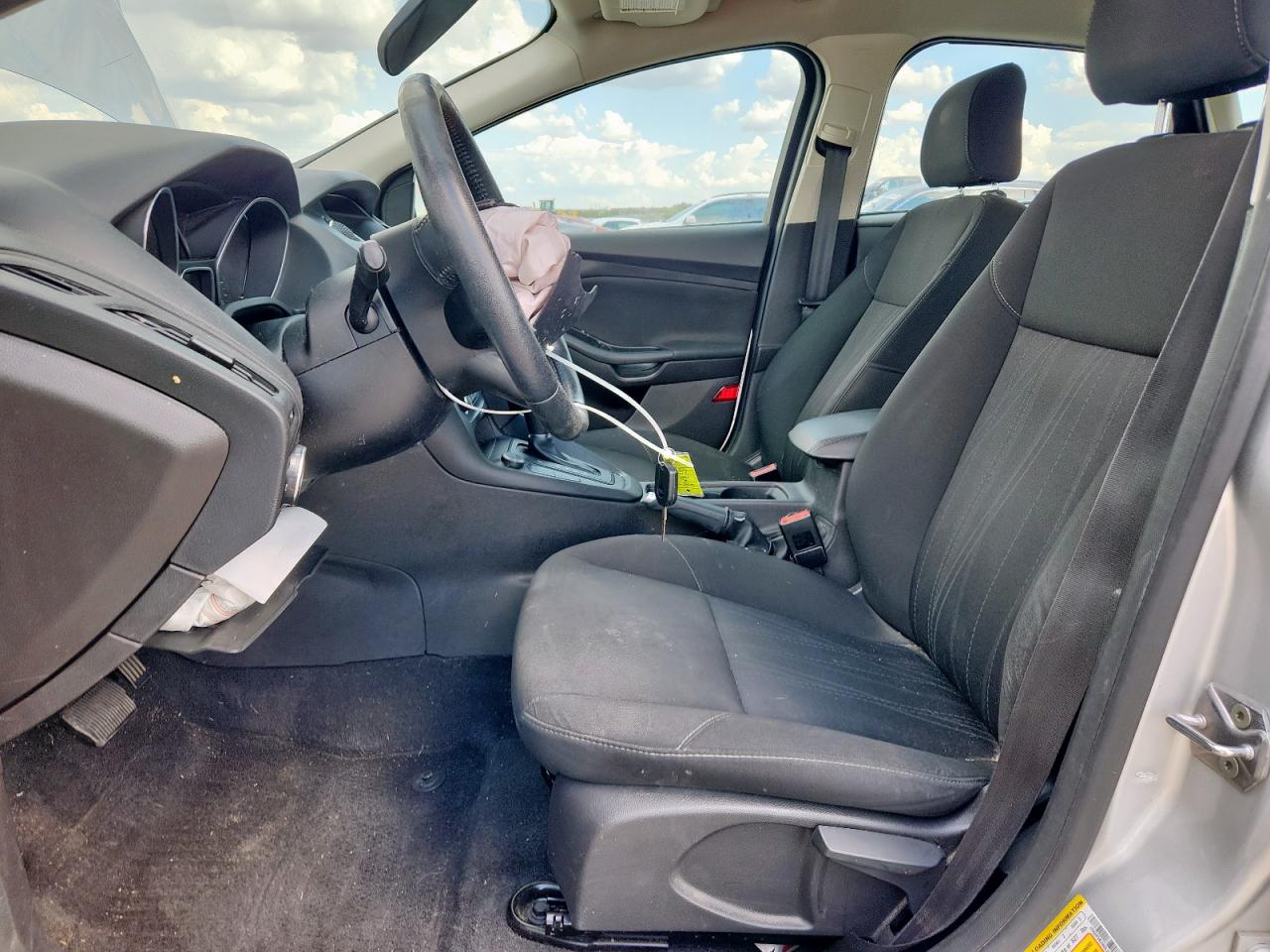 2016 Ford Focus Se VIN: 1FADP3K28GL252106 Lot: 85579665