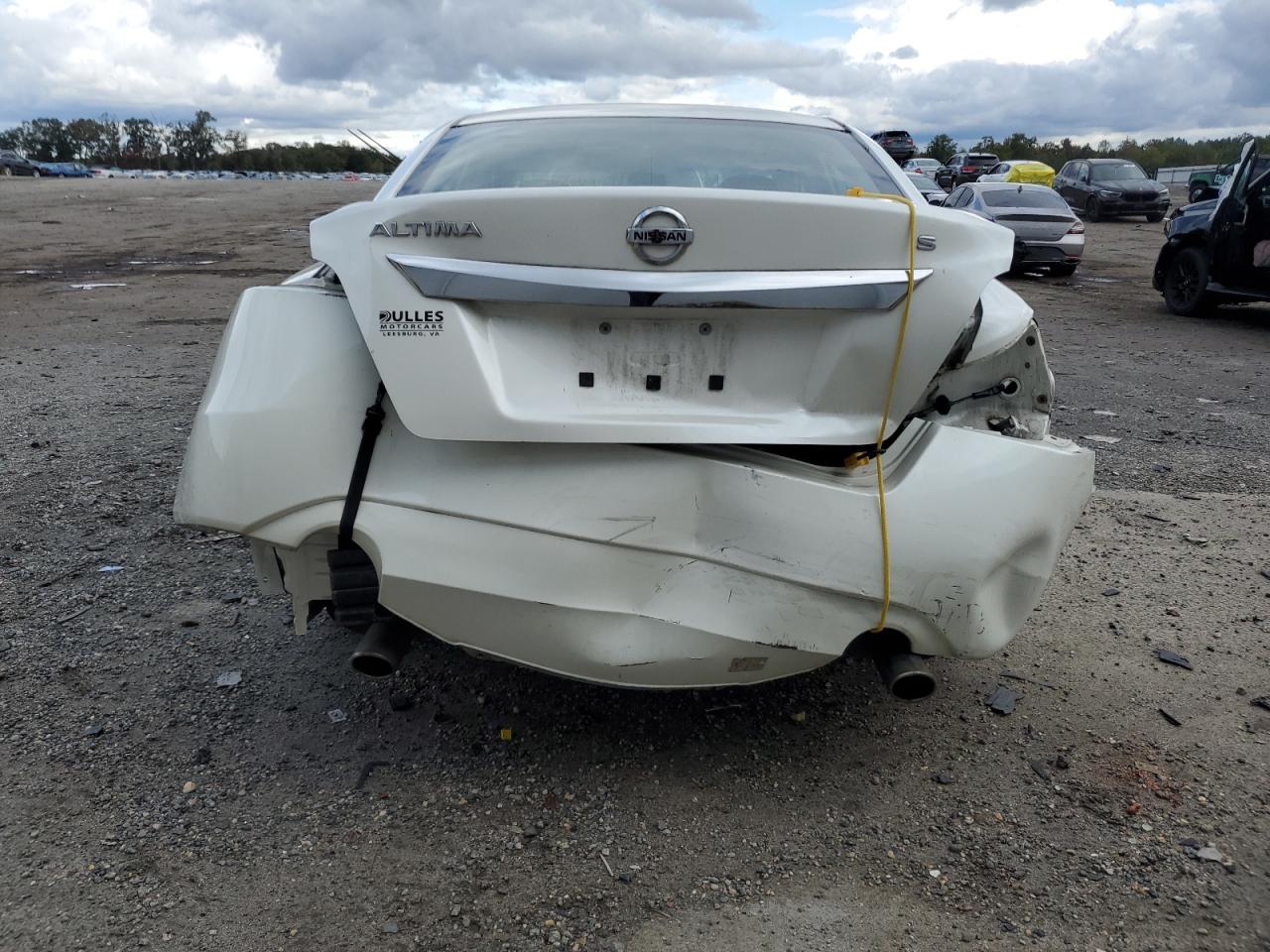 2015 Nissan Altima 2.5 VIN: 1N4AL3AP3FC216012 Lot: 85297465