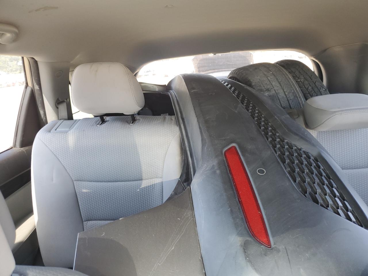 2011 Kia Sorento Base VIN: 5XYKT3A17BG079687 Lot: 86161905