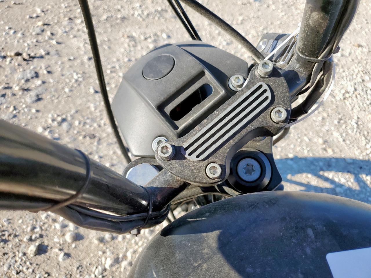 2010 Harley-Davidson Xl883 N VIN: 1HD4LE215AC422615 Lot: 90432215