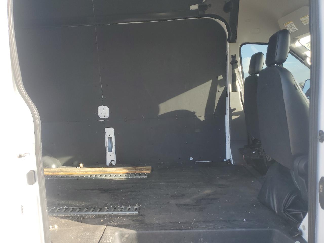 2023 Ford Transit T-250 VIN: 1FTBR3X80PKA82581 Lot: 85100375
