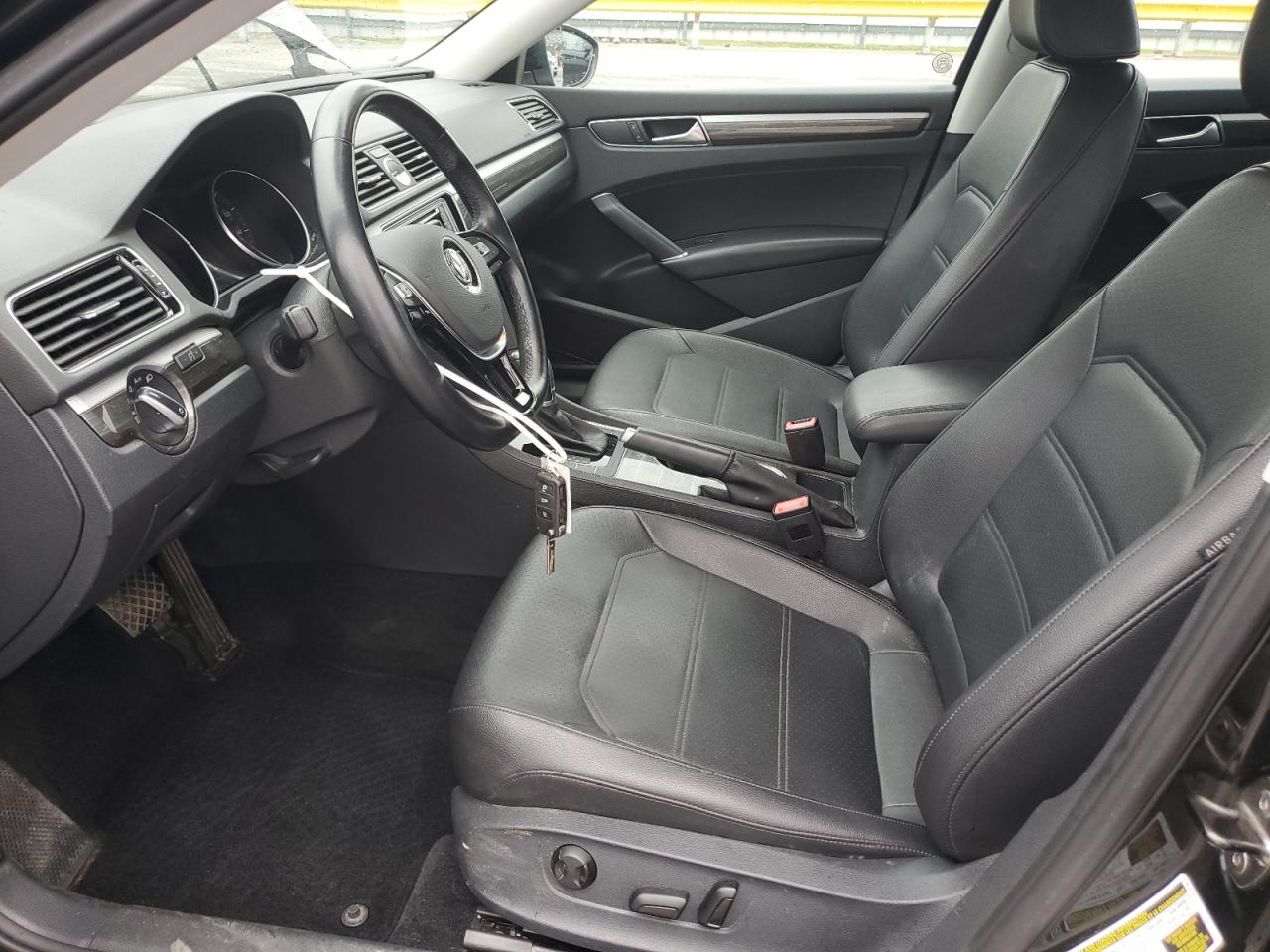 2016 Volkswagen Passat Se VIN: 1VWBS7A36GC056650 Lot: 85354355