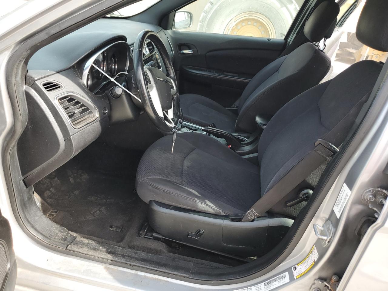 2013 Chrysler 200 Touring VIN: 1C3CCBBB7DN766237 Lot: 89992135