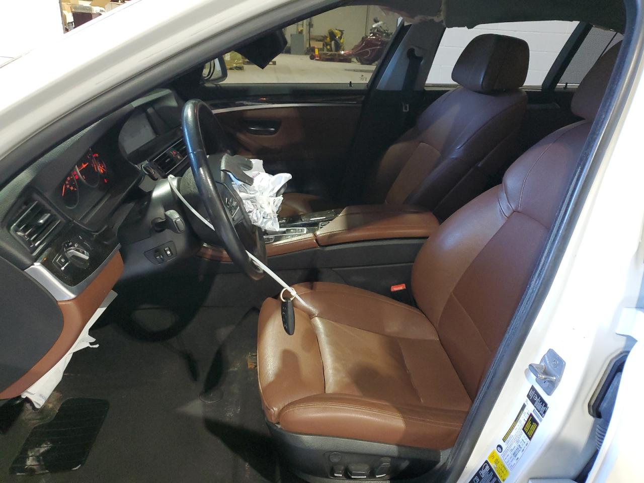 2012 BMW 535 Xi VIN: WBAFU7C50CDU64074 Lot: 85827735