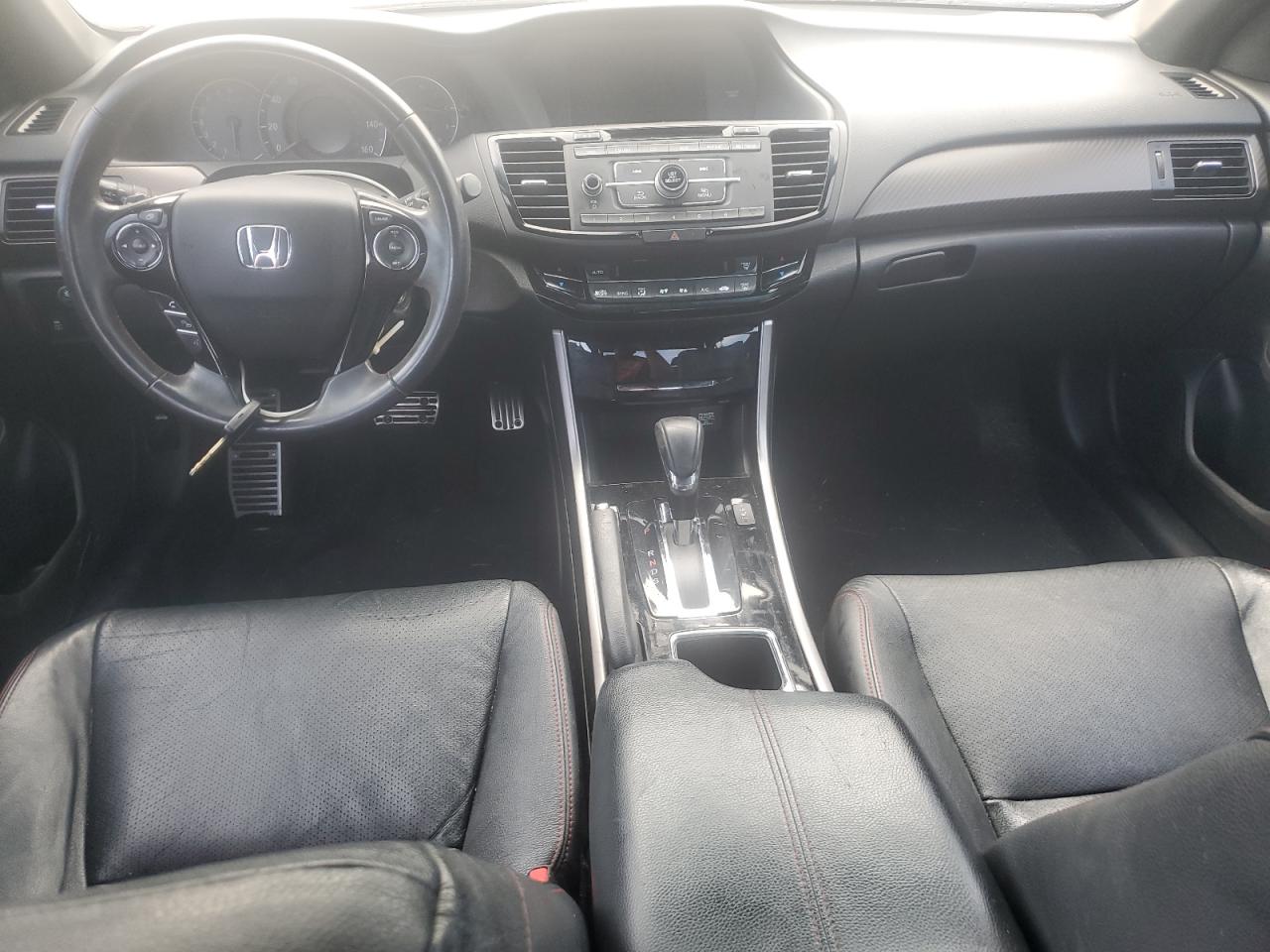 2017 Honda Accord Sport Special Edition VIN: 1HGCR2F13HA078892 Lot: 82298595