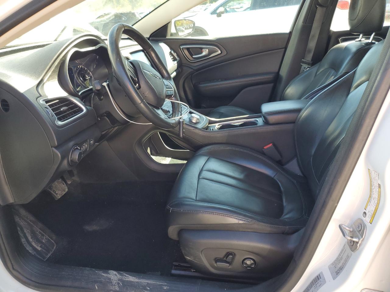 2017 Chrysler 200 Limited VIN: 1C3CCCAB2HN501643 Lot: 82341585