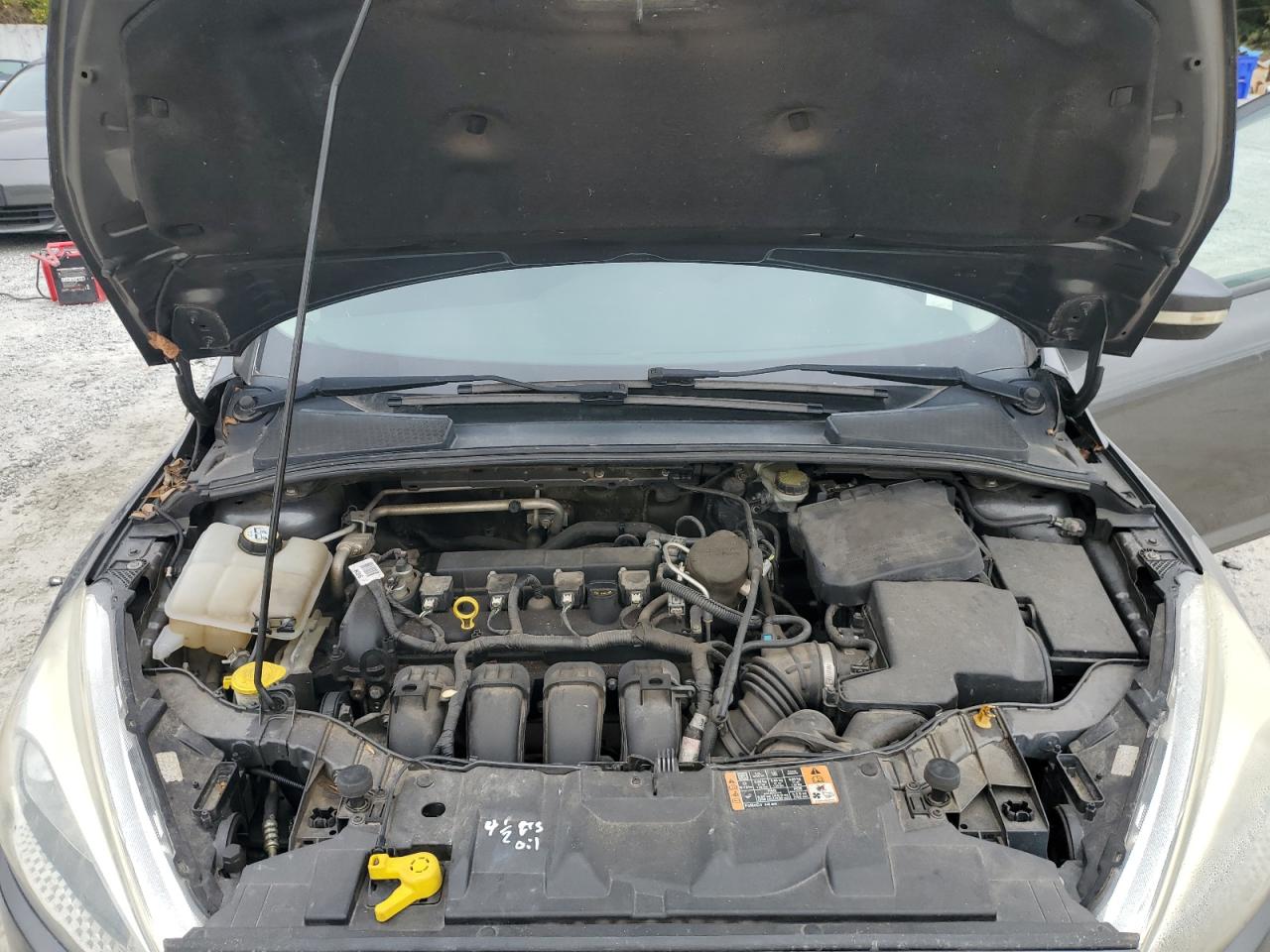 2016 Ford Focus Se VIN: 1FADP3F23GL292393 Lot: 85840675