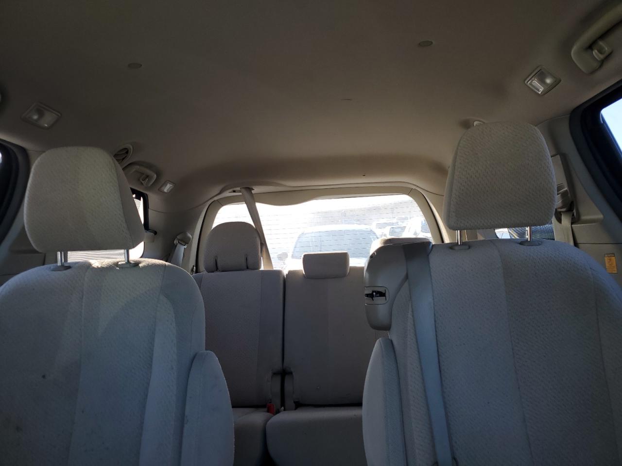 2012 Toyota Sienna Le VIN: 5TDKK3DC5CS215268 Lot: 84925305