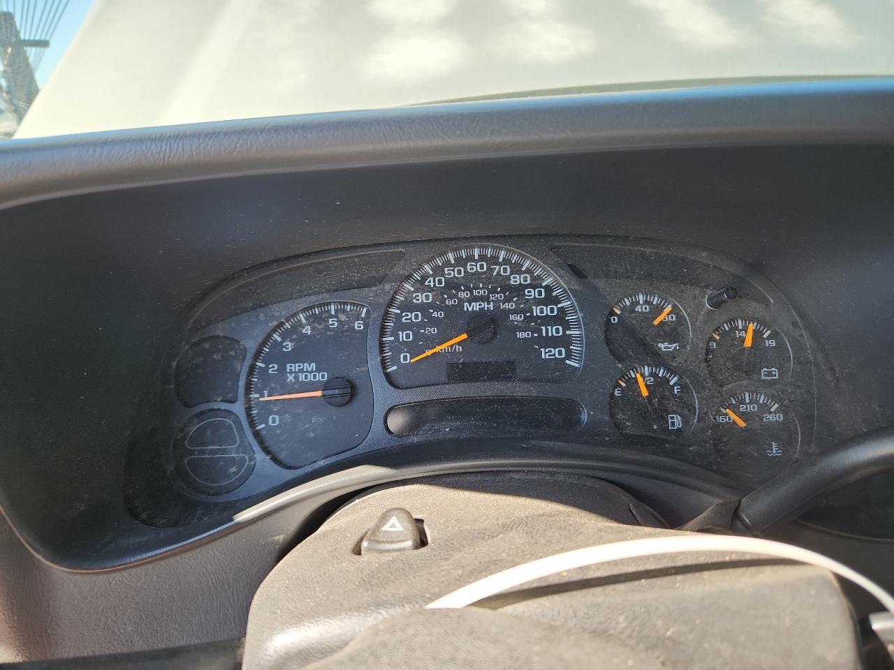 2003 Chevrolet Silverado C1500 VIN: 2GCEC19V731396406 Lot: 84659565