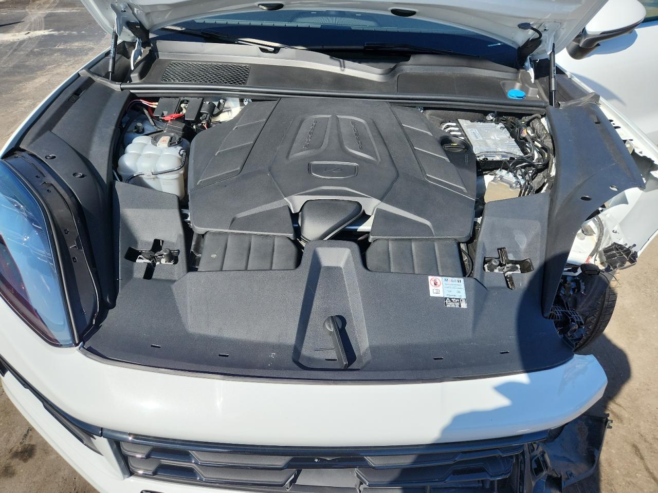 2024 Porsche Cayenne Coupe VIN: WP1BA2AY9RDA55041 Lot: 81986405