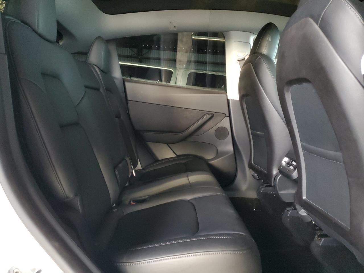 2020 Tesla Model Y VIN: 5YJYGDEF9LF003035 Lot: 84976665