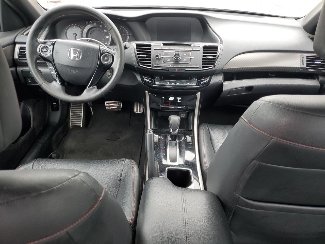 2017 Honda Accord Sport Special Edition VIN: 1HGCR2F18HA147852 Lot: 85797645