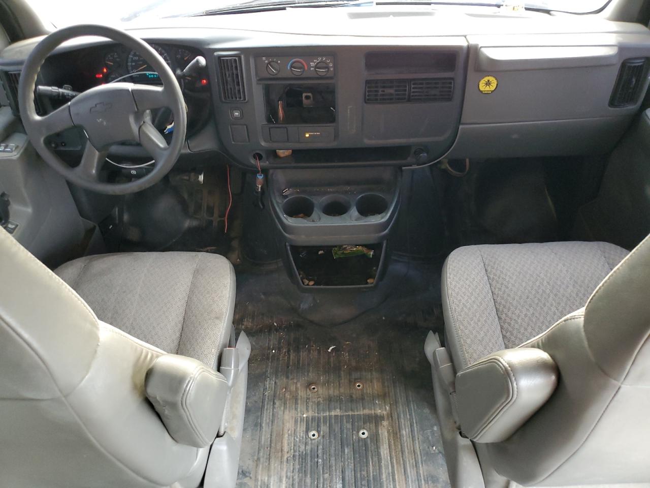 2006 Chevrolet Express G1500 VIN: 1GCFH15T461148697 Lot: 85896775