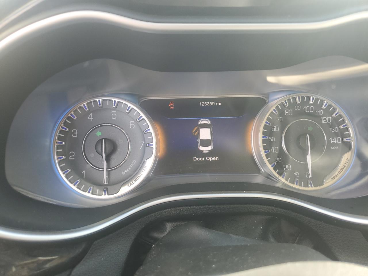 2015 Chrysler 200 C VIN: 1C3CCCCB6FN708028 Lot: 81846885