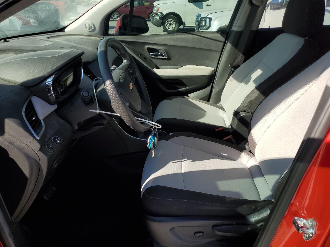 2020 Chevrolet Trax Ls VIN: KL7CJKSB7LB353863 Lot: 82219665