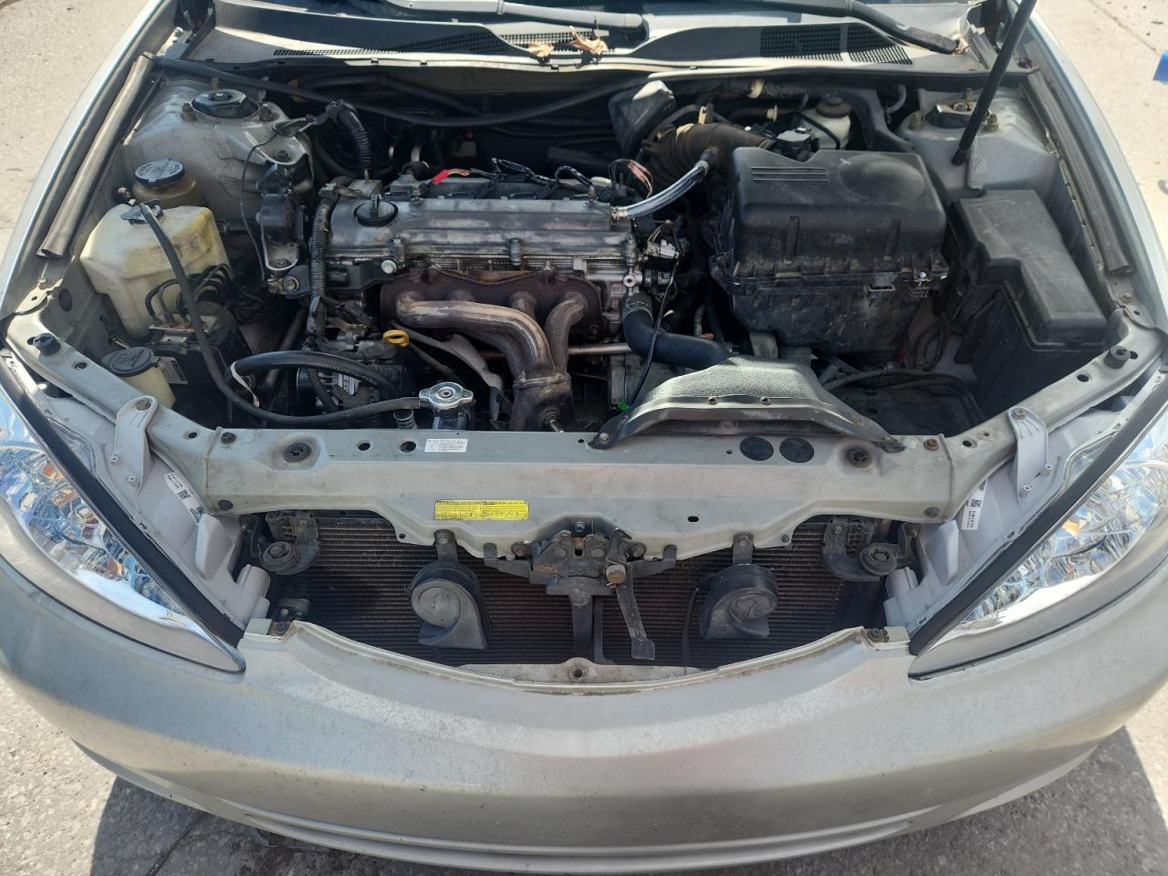 2004 Toyota Camry Le VIN: 4T1BE32KX4U886073 Lot: 85650965