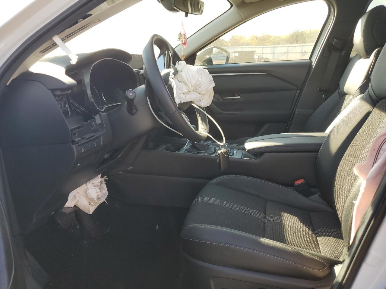 2025 Mazda Cx-50 Preferred VIN: 7MMVABBM7SN311235 Lot: 82292775