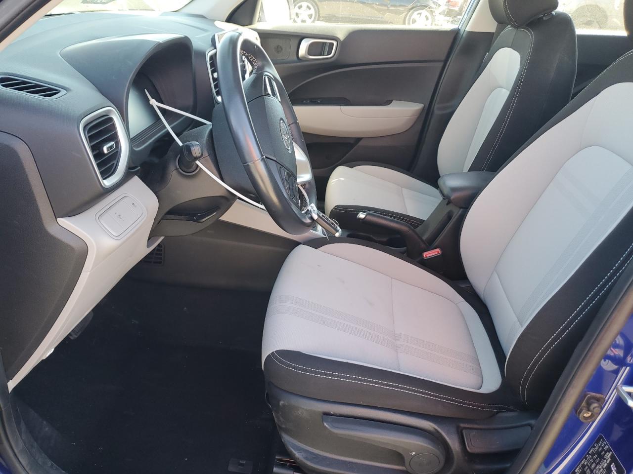 2024 Hyundai Venue Sel VIN: KMHRC8A31RU303747 Lot: 93445535