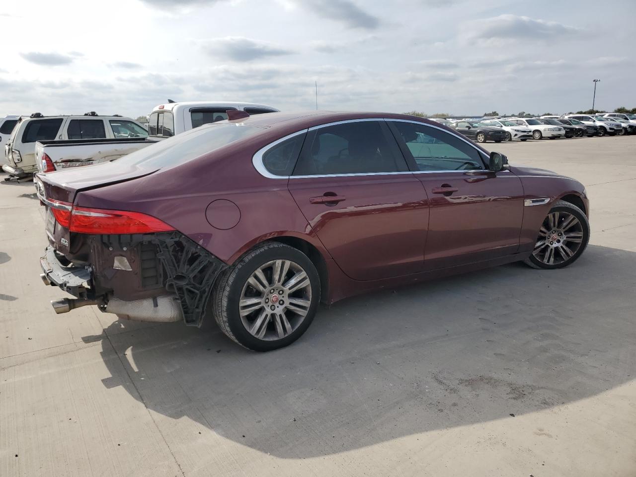 2017 Jaguar Xf Premium brown null gas SAJBJ4BV0HCY51121 photo #4