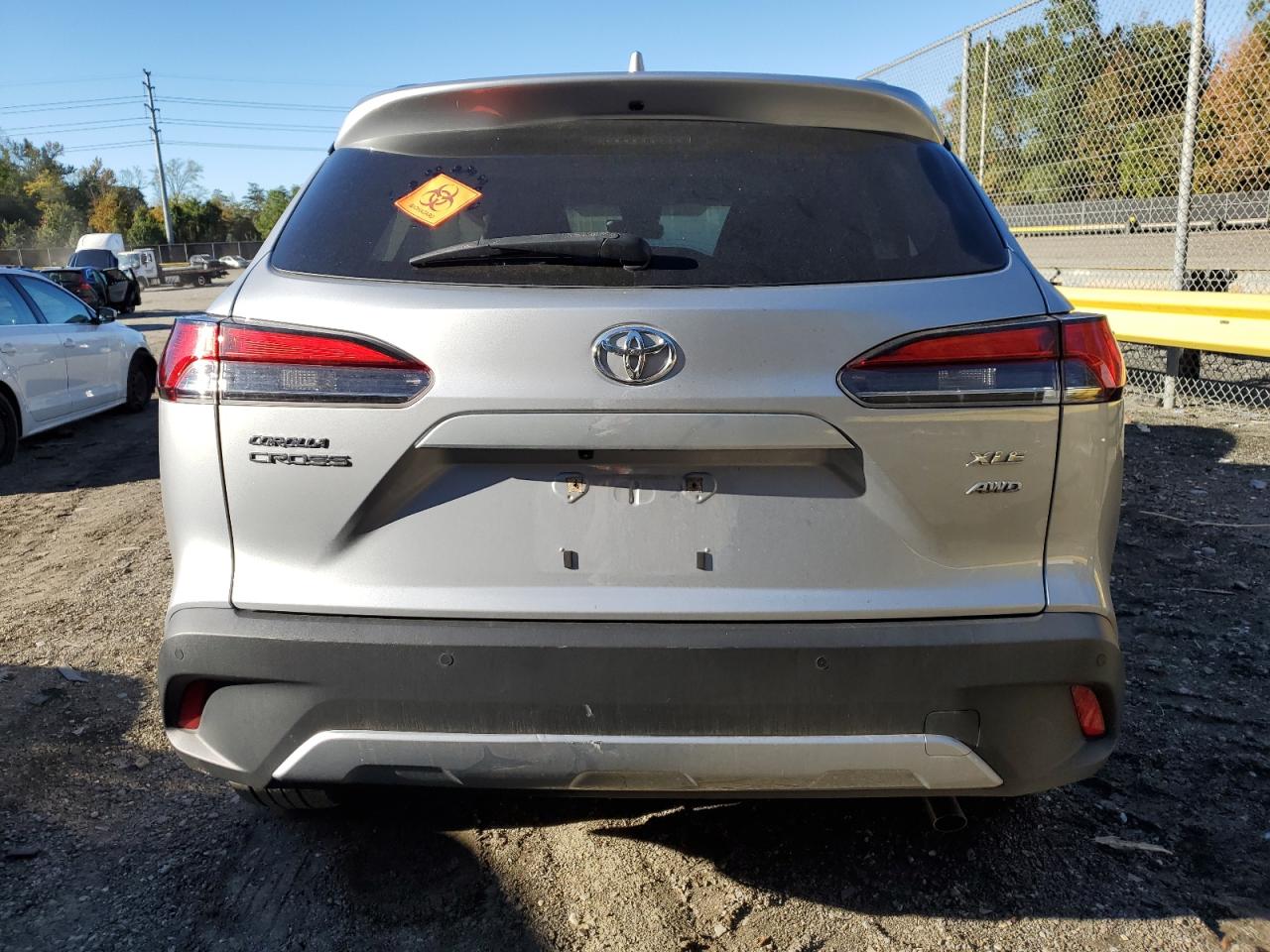2022 Toyota Corolla Cross Xle VIN: 7MUDAABG2NV009288 Lot: 82451245