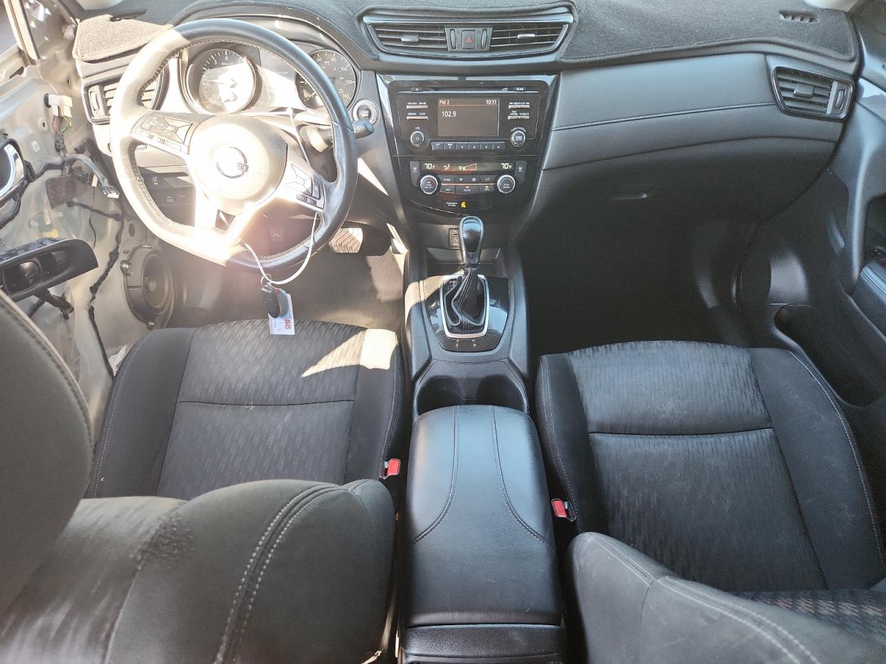 2017 Nissan Rogue S VIN: KNMAT2MV8HP608753 Lot: 82261385