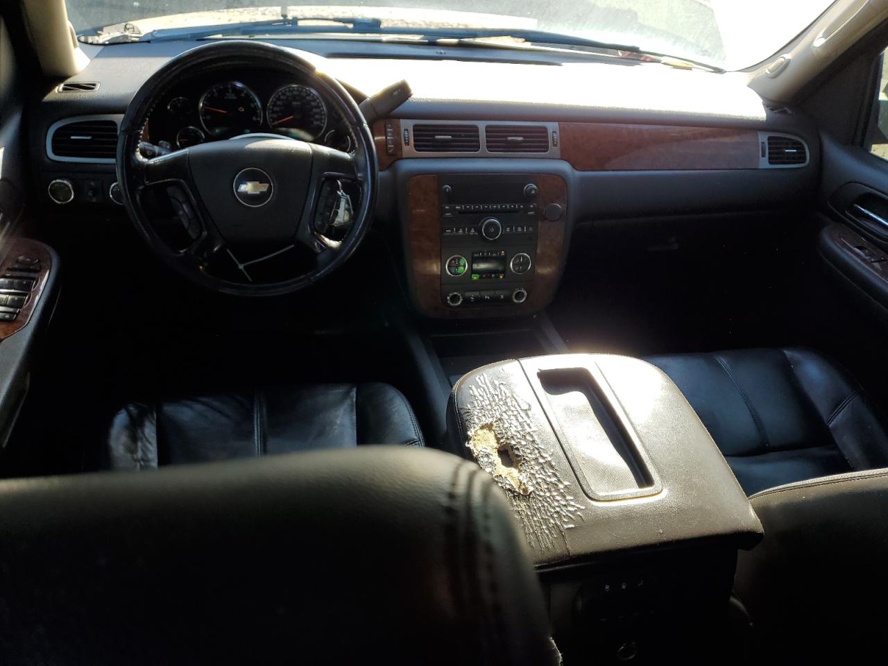 2008 Chevrolet Tahoe K1500 VIN: 1GNFK13098J103064 Lot: 90696355