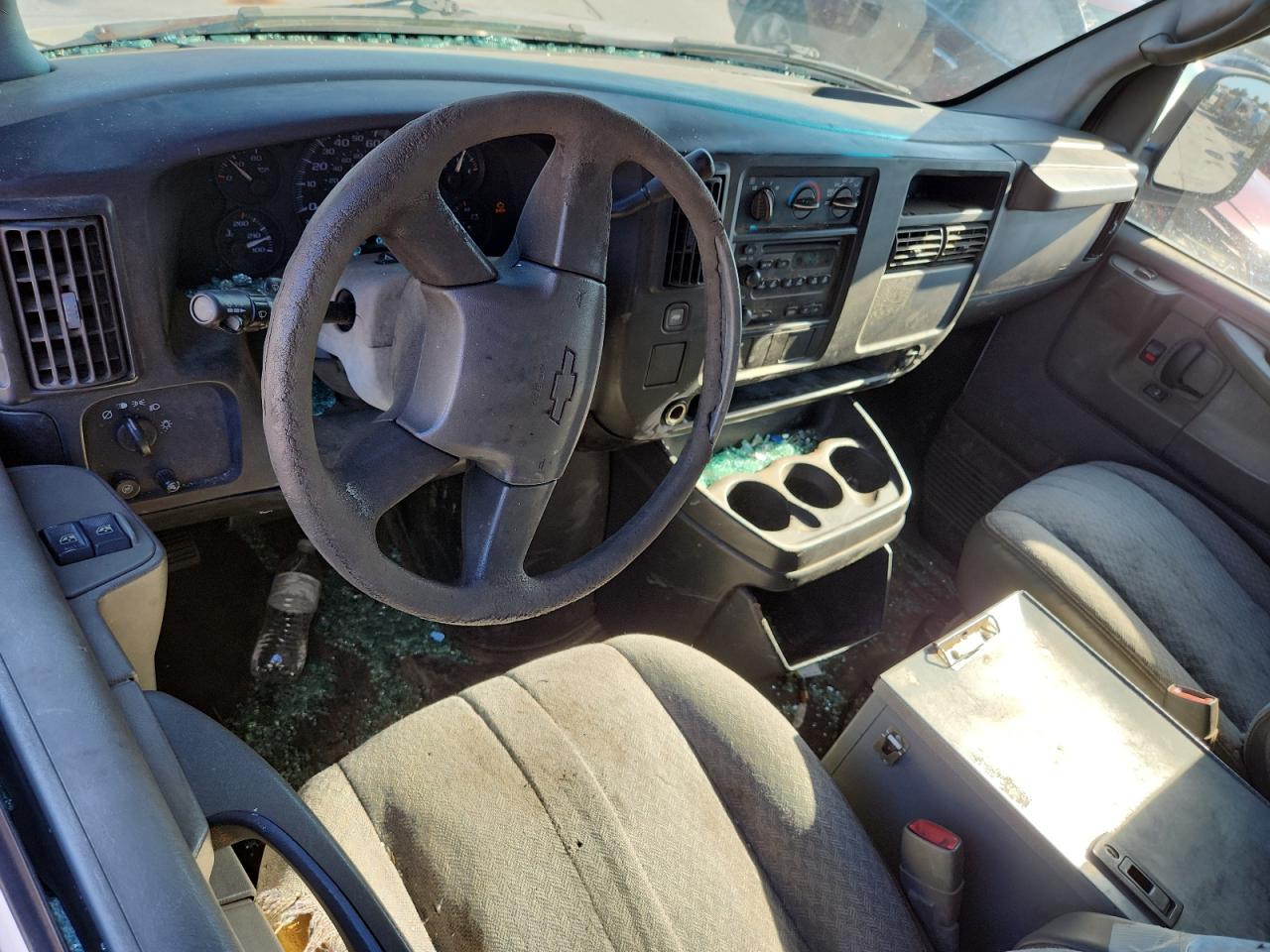 2006 Chevrolet Express G2500 VIN: 1GCGG25U661255739 Lot: 89493925