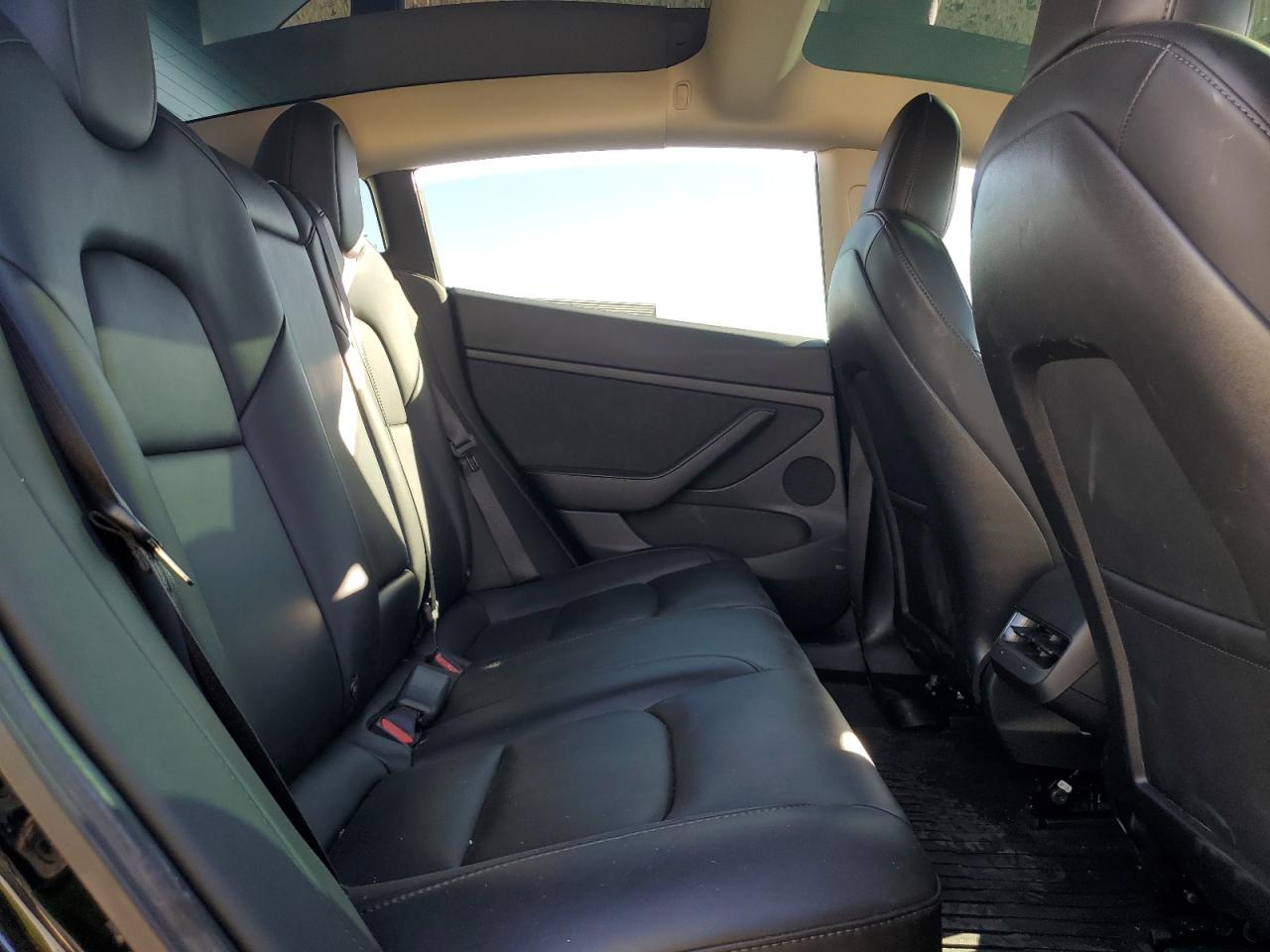 2022 Tesla Model 3 VIN: 5YJ3E1EBXNF164704 Lot: 90807695