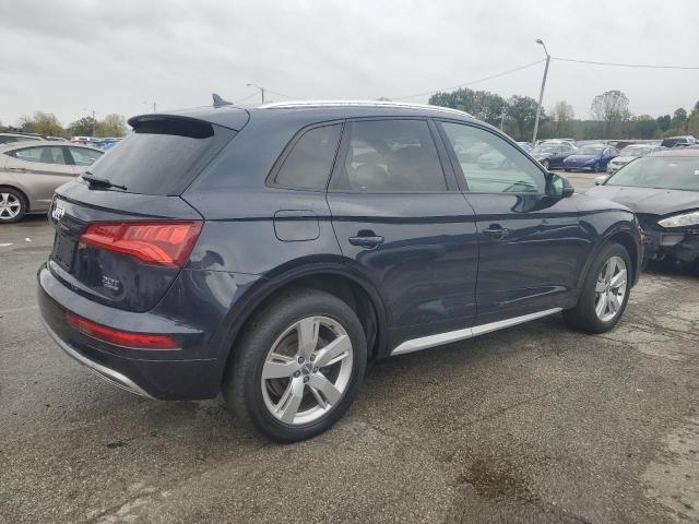  AUDI Q5 2018 Черный