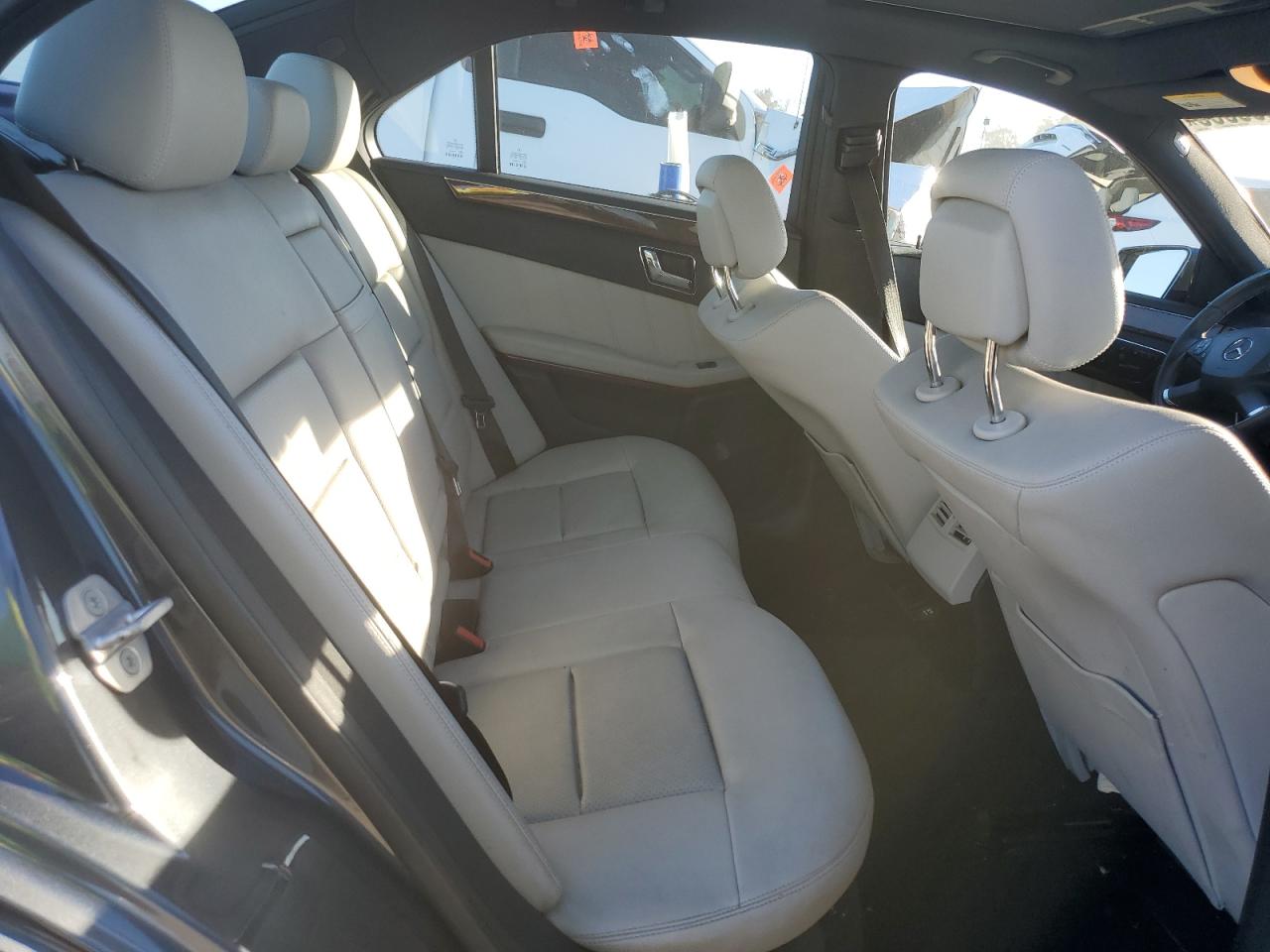 2010 Mercedes-Benz E 350 VIN: WDDHF5GB1AA242030 Lot: 86888065