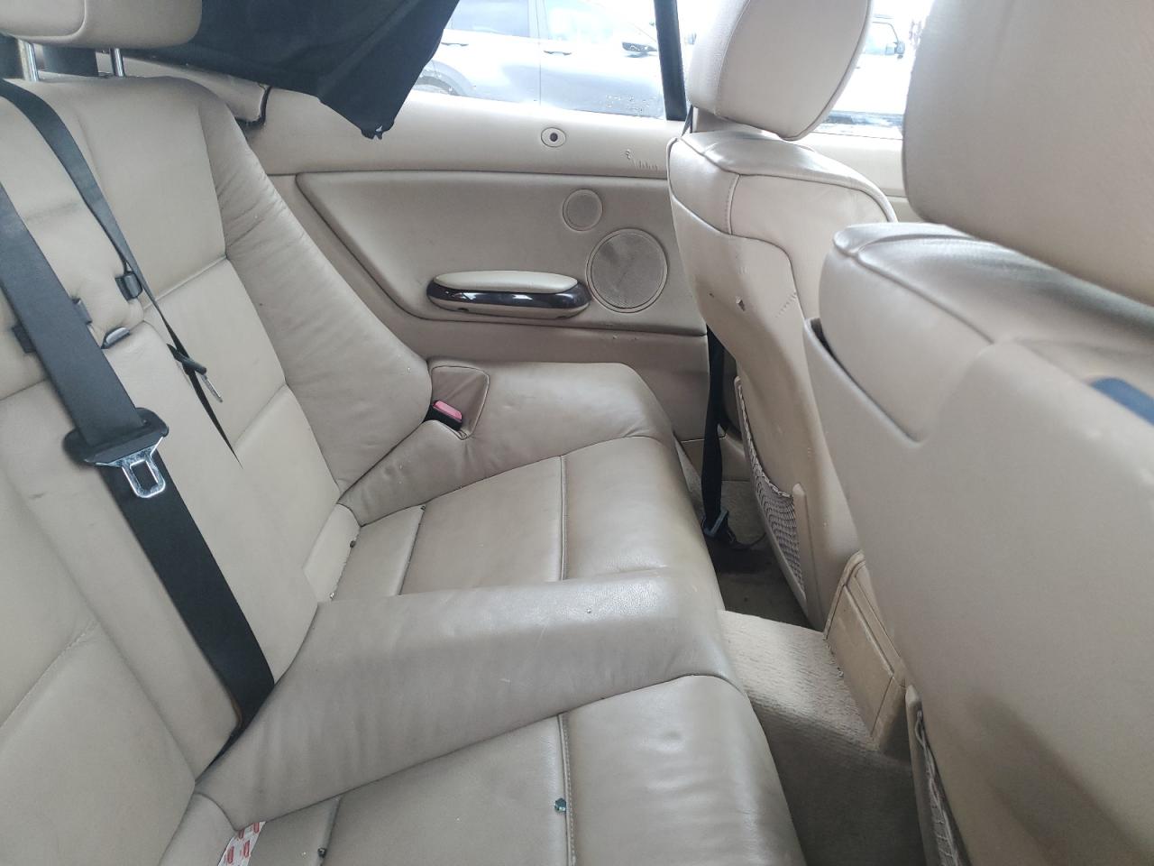 Фото: WBABS53471JU85342