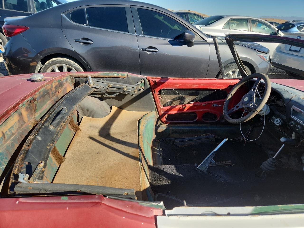 1968 Fiat Spider VIN: 0028811 Lot: 84809035