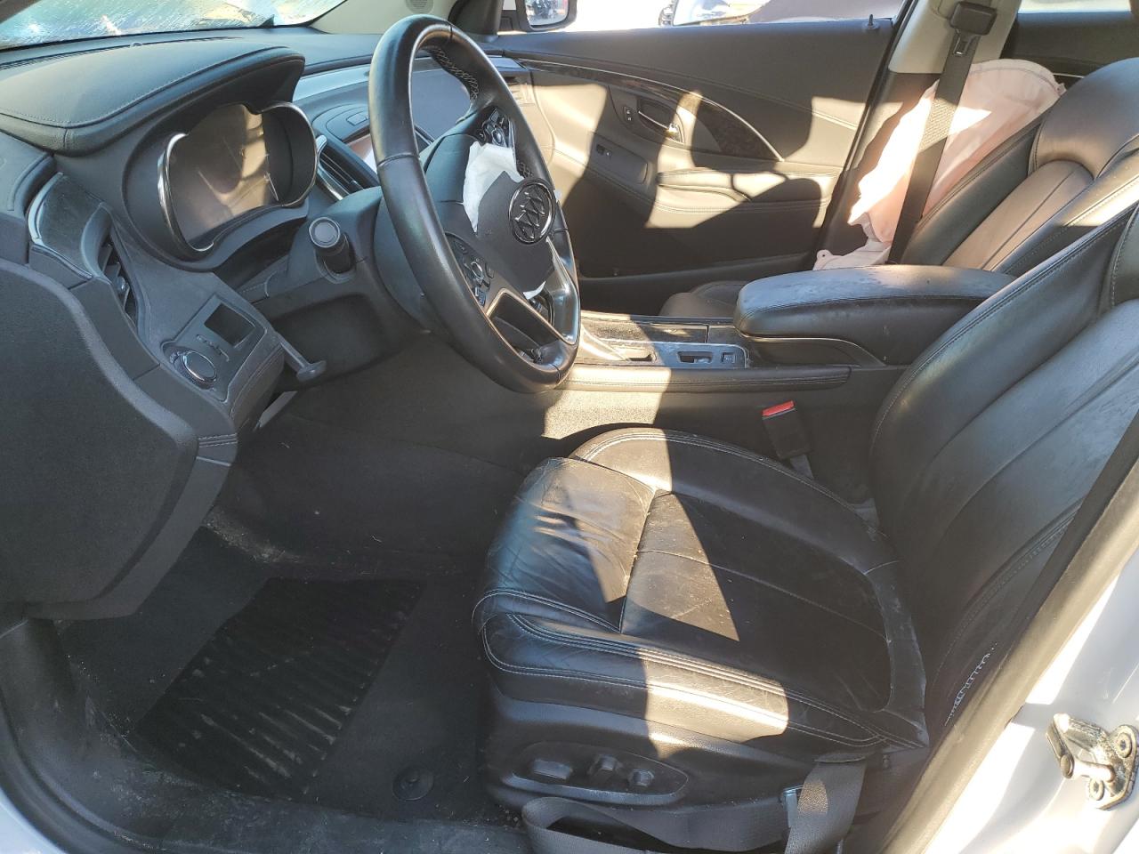 2016 Buick Lacrosse Sport Touring VIN: 1G4G45G34GF218381 Lot: 90228215