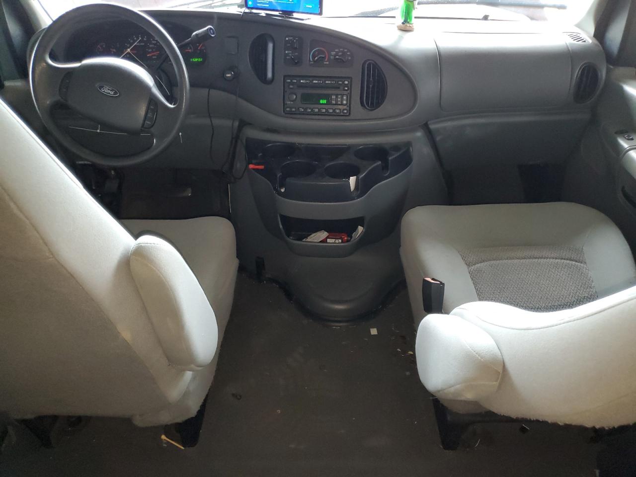 2006 Ford Econoline E350 Super Duty Wagon VIN: 1FBNE31L86HB00959 Lot: 82406245