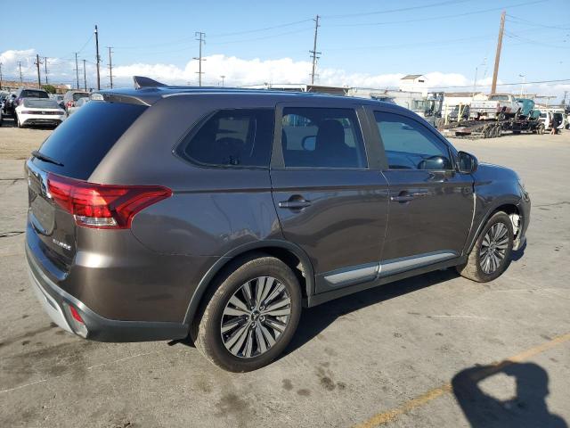  MITSUBISHI OUTLANDER 2019 Серый
