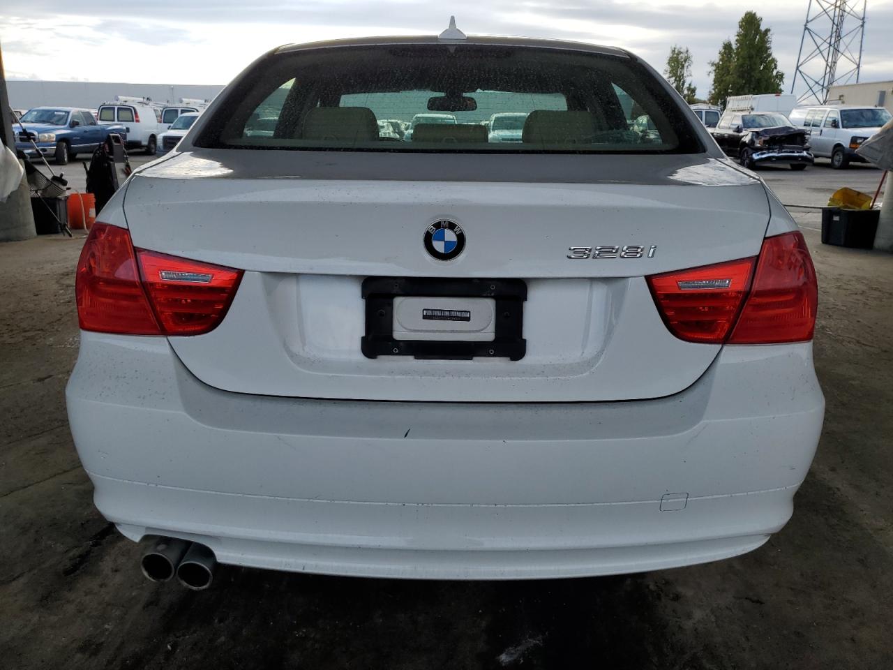 2011 BMW 328 I Sulev VIN: WBAPH5C50BA440984 Lot: 81985375