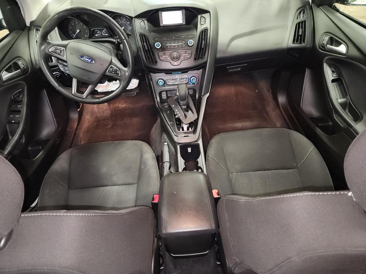 2018 Ford Focus Se VIN: 1FADP3K2XJL268525 Lot: 85684505