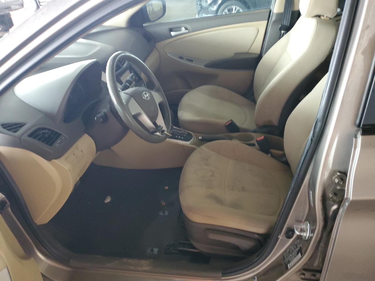 2014 Hyundai Accent Gls VIN: KMHCT4AE0EU615892 Lot: 85566015