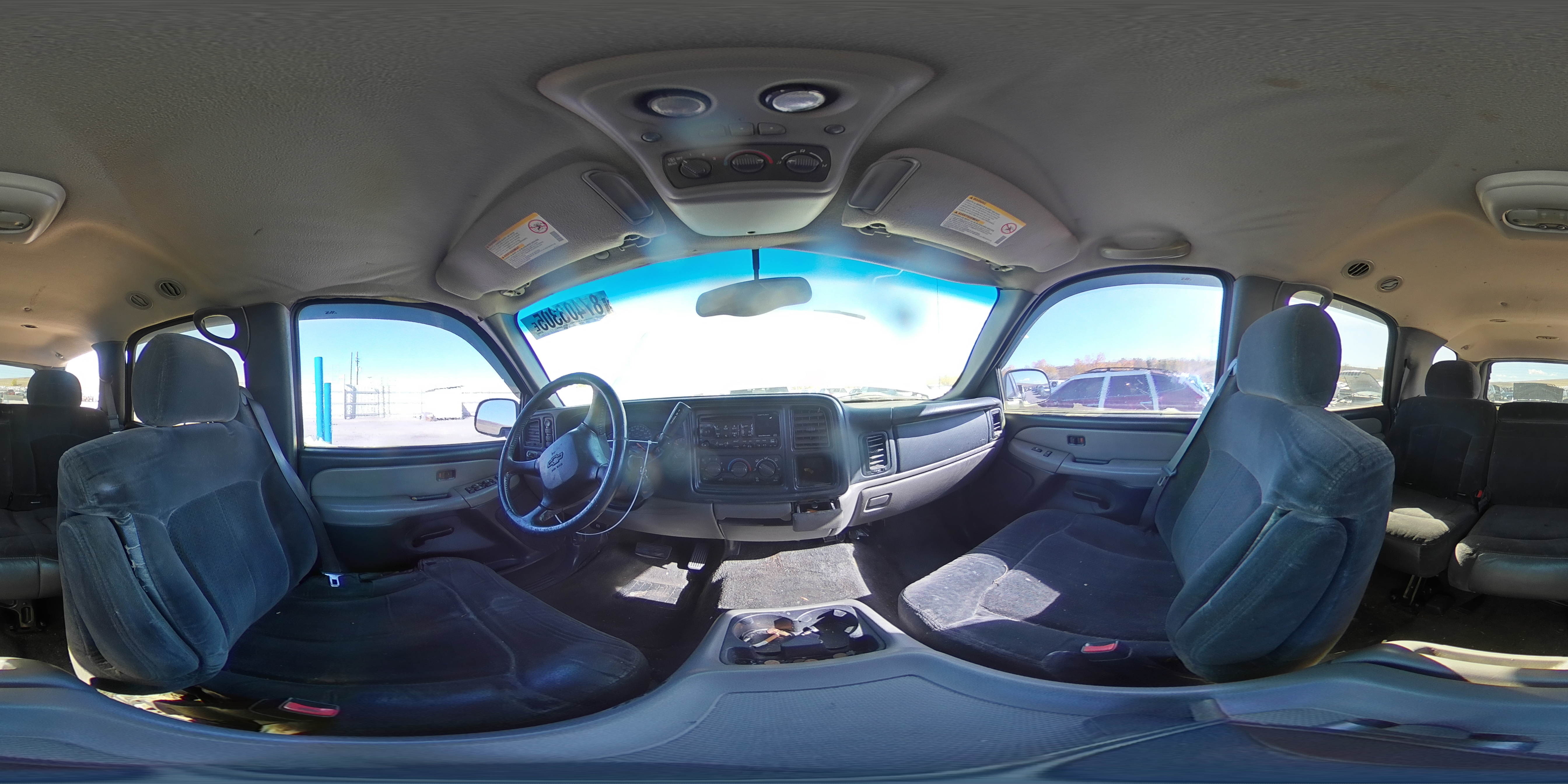 2002 Chevrolet Tahoe K1500 VIN: 1GNEK13V42J322299 Lot: 87406305