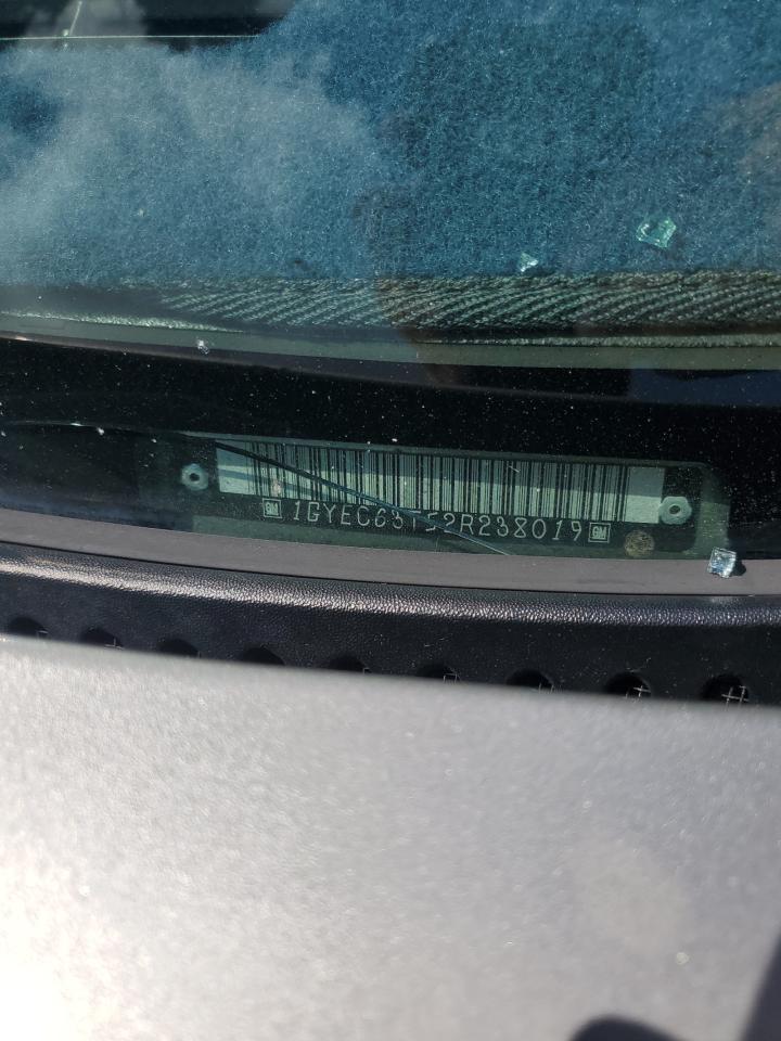 2002 Cadillac Escalade Luxury VIN: 1GYEC63T52R238019 Lot: 85906145