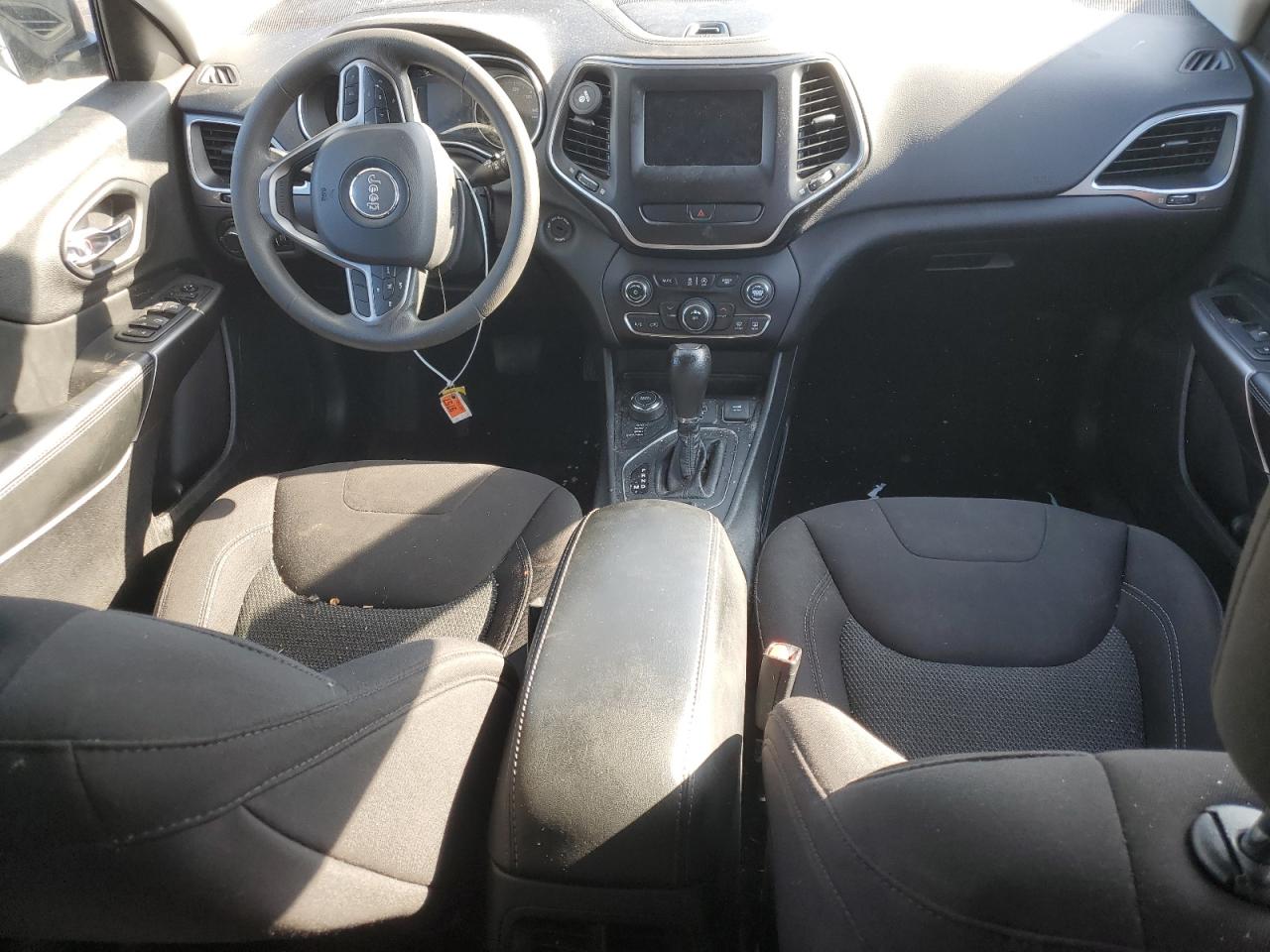 2020 Jeep Cherokee Latitude VIN: 1C4PJMCB3LD632939 Lot: 84883485