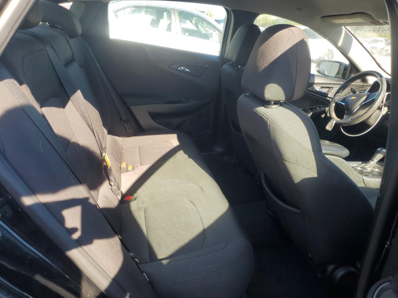 2018 Chevrolet Malibu Lt VIN: 1G1ZD5ST1JF204121 Lot: 84602295