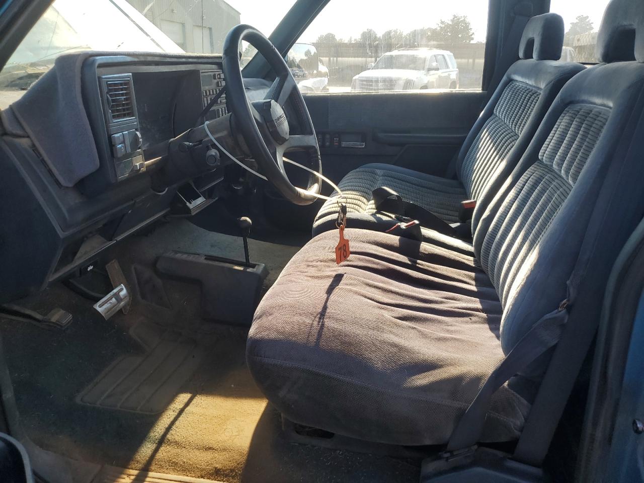 1992 Chevrolet Gmt-400 K1500 VIN: 1GCEK14K6NZ177429 Lot: 84811105