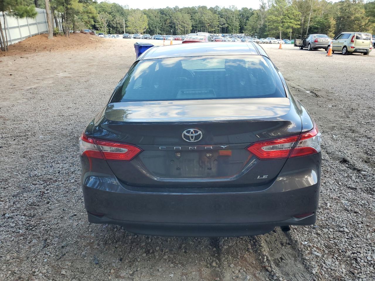 2018 Toyota Camry L VIN: 4T1B11HK1JU021141 Lot: 85286005