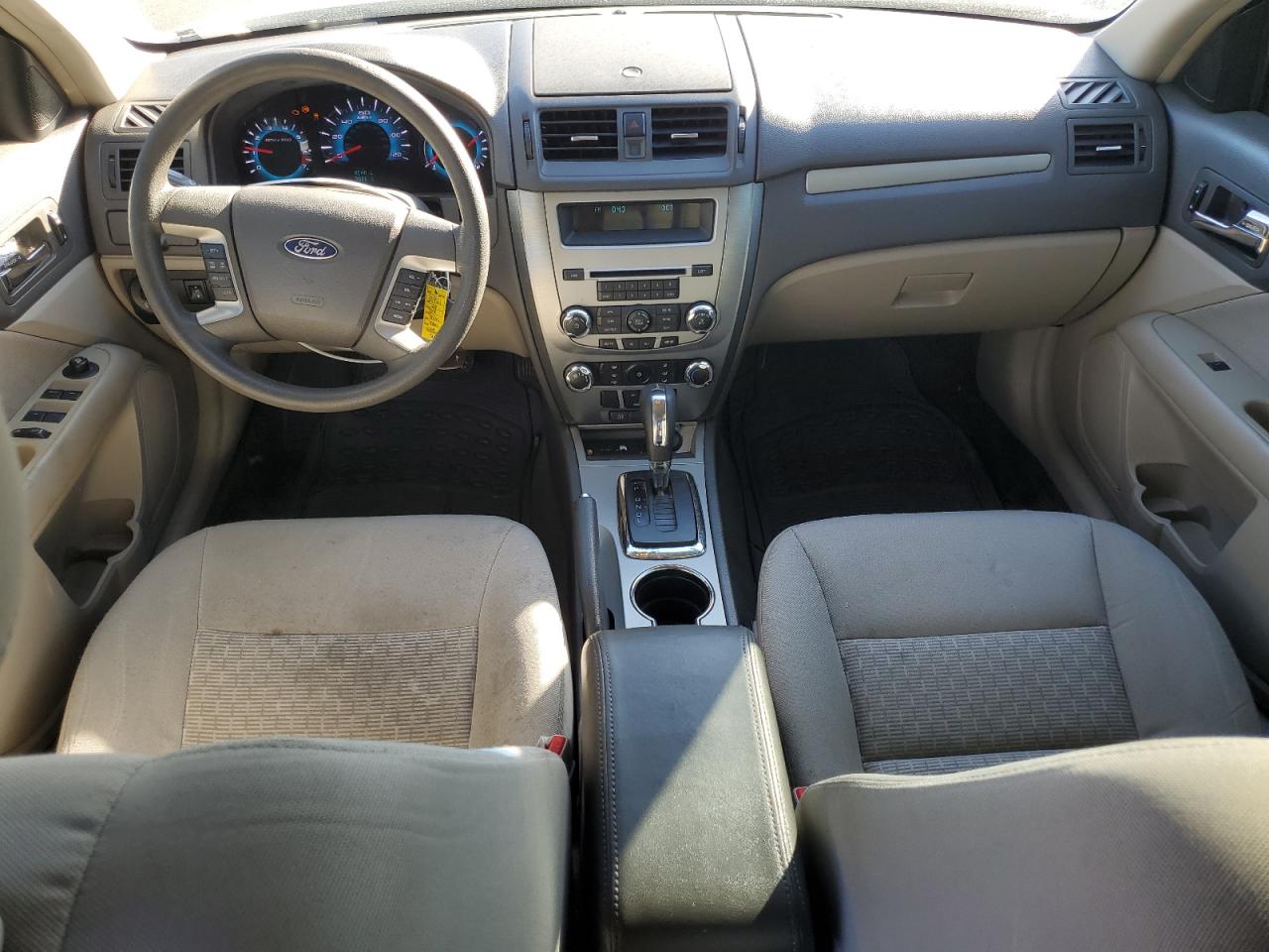 2011 Ford Fusion Se VIN: 3FAHP0HA7BR261808 Lot: 90778395