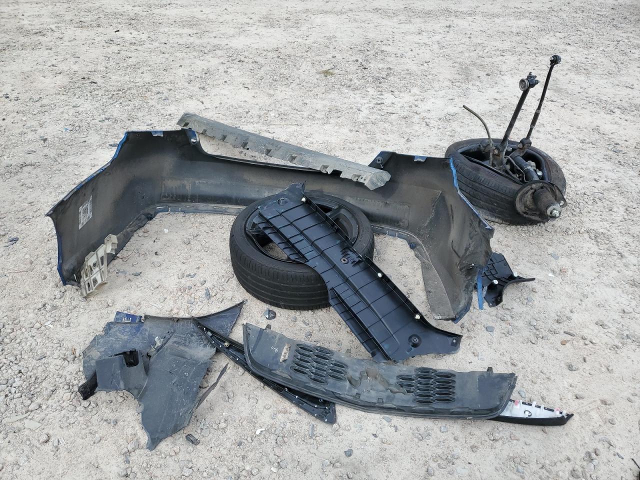 2016 Toyota Camry Le VIN: 4T1BF1FK1GU504609 Lot: 82424695