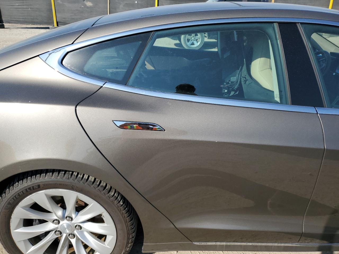 2016 Tesla Model S VIN: 5YJSA1E26GF148395 Lot: 84434805