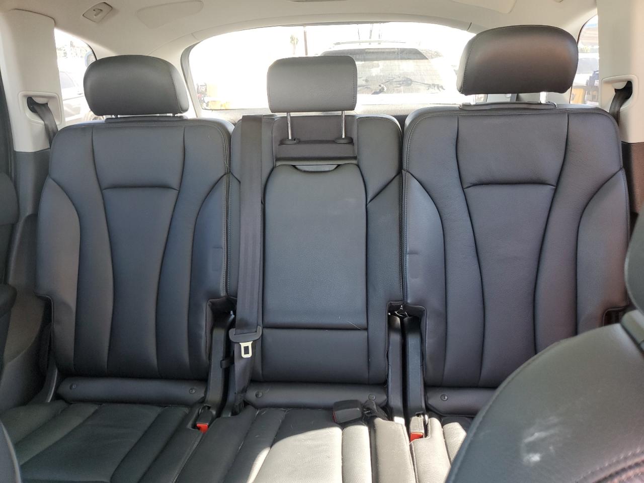 2019 Audi Q7 Premium Plus VIN: WA1LAAF77KD002743 Lot: 86142595