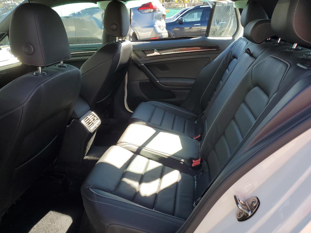 2019 Volkswagen Golf R VIN: WVWWA7AU2KW230074 Lot: 91043875