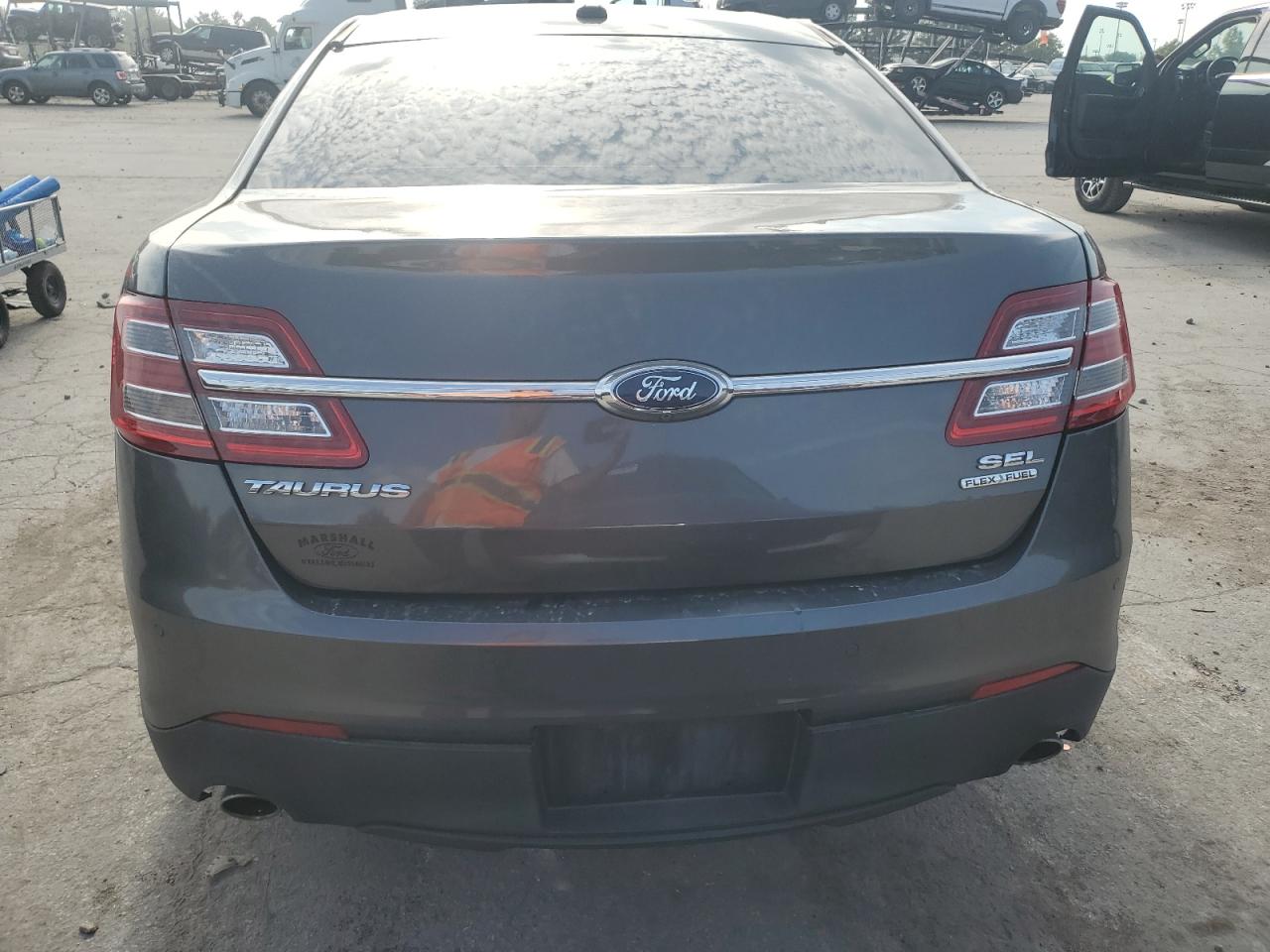 2015 Ford Taurus Sel VIN: 1FAHP2E82FG195209 Lot: 81856705